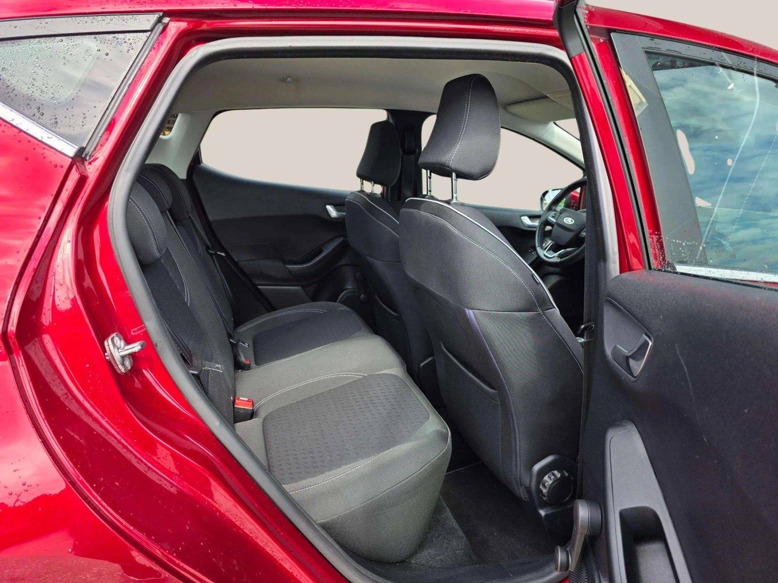 Ford Fiesta 1.0 EcoBoost - изображение 10