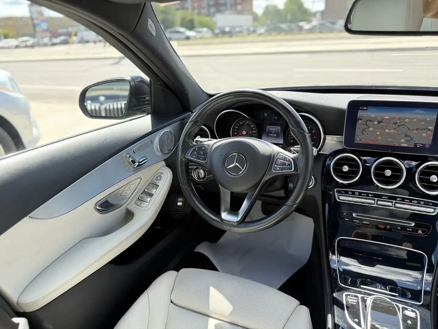 Mercedes-Benz C 300 AMG, BURMESTER, PANORAMA, NAPPA, AMBIENT, KEYLES,  - изображение 8