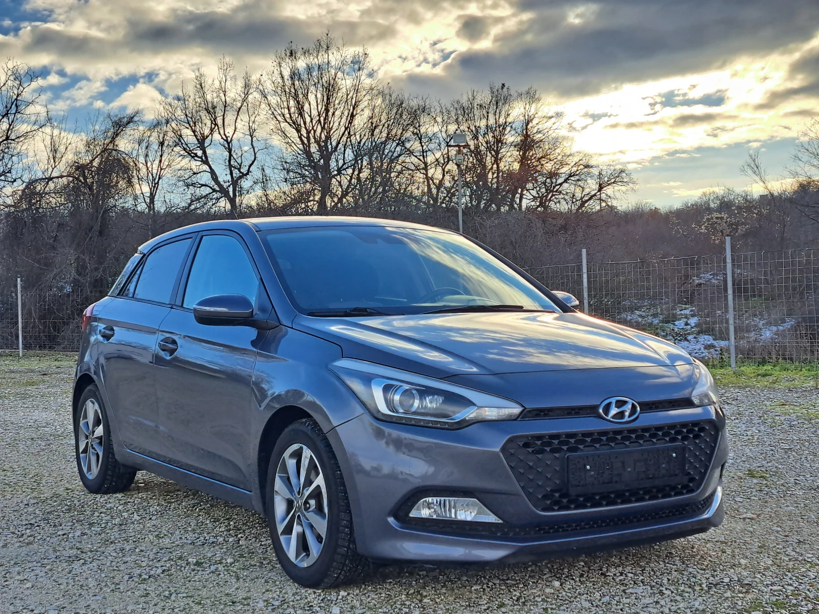 Hyundai I20 1.4 i  100k.c - изображение 7