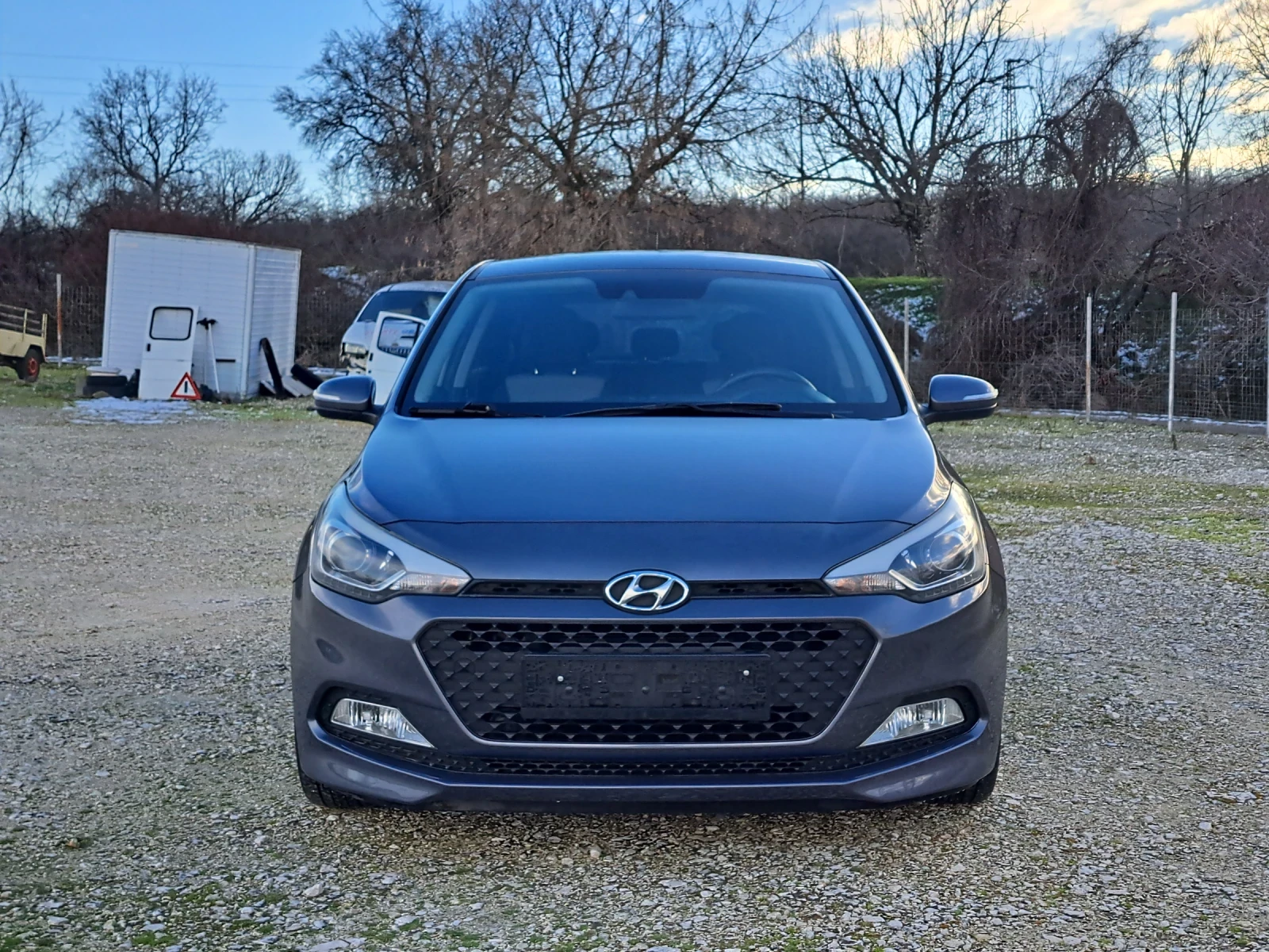 Hyundai I20 1.4 i  100k.c - изображение 8
