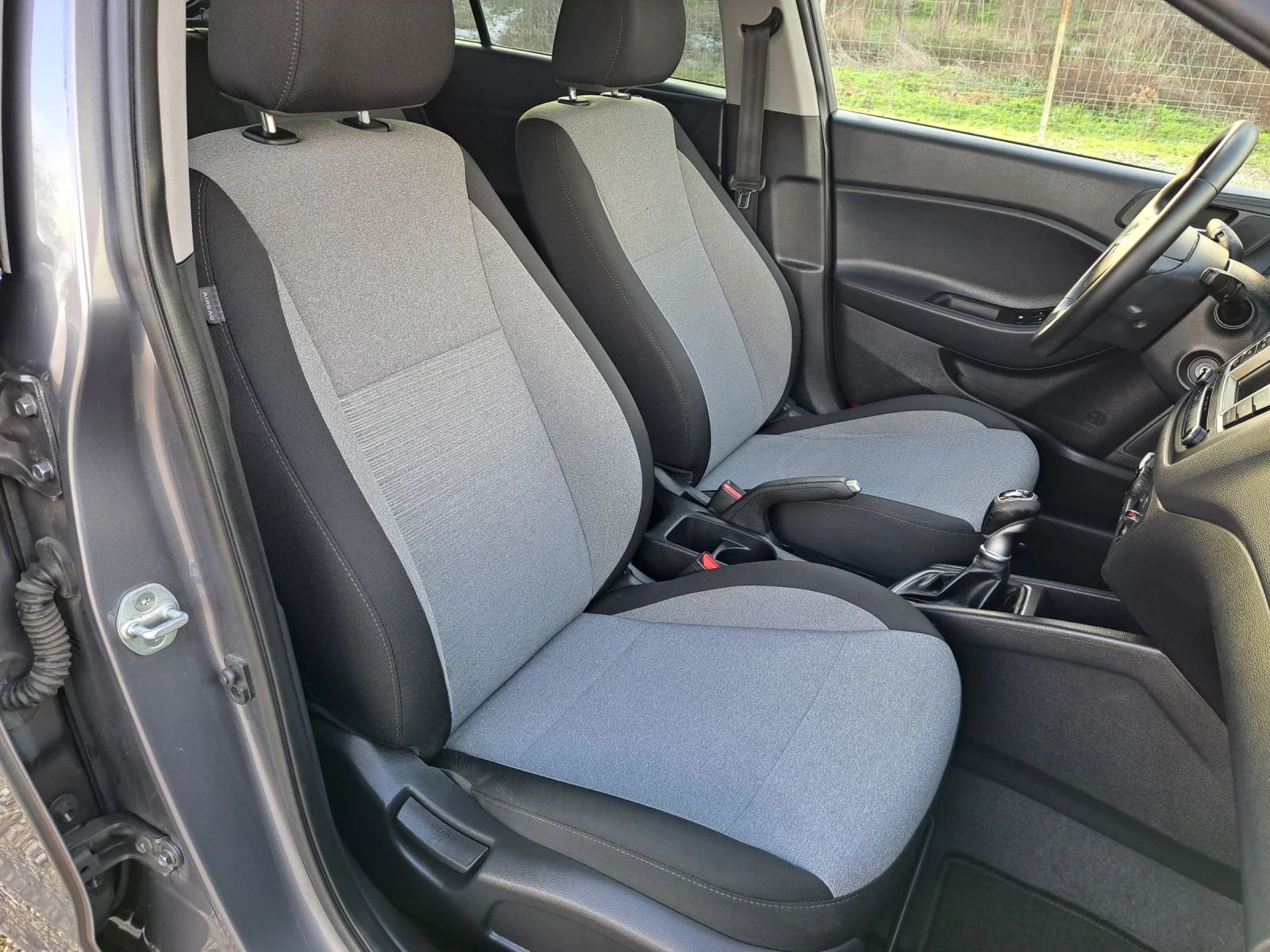 Hyundai I20 1.4 i  100k.c | Mobile.bg � ����������� 13