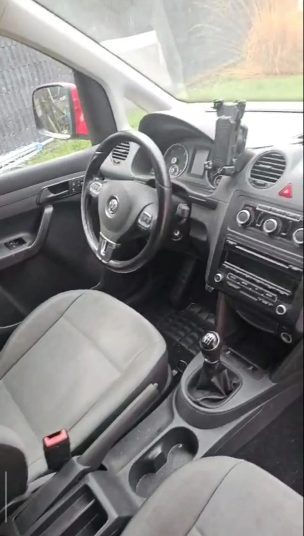 VW Caddy Maxi  - изображение 10