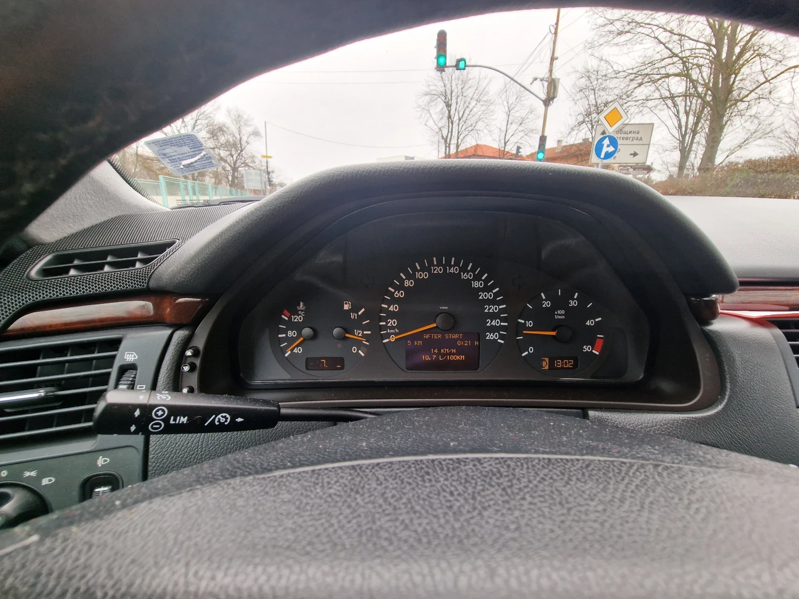 Mercedes-Benz E 270 CDI - изображение 7