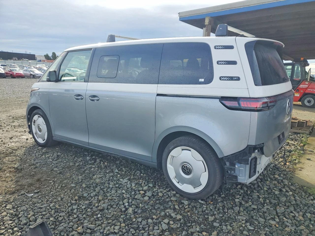 VW ID.Buzz Volkswagen First Edition, снимка 2 - Автомобили и джипове - 54026499