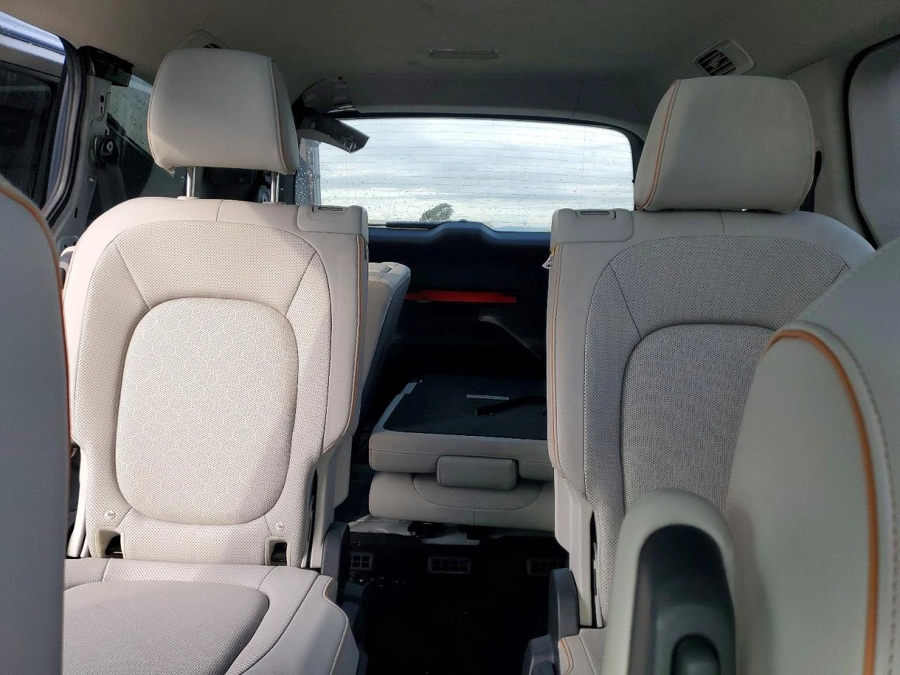 VW ID.Buzz Volkswagen First Edition, снимка 10 - Автомобили и джипове - 54026499