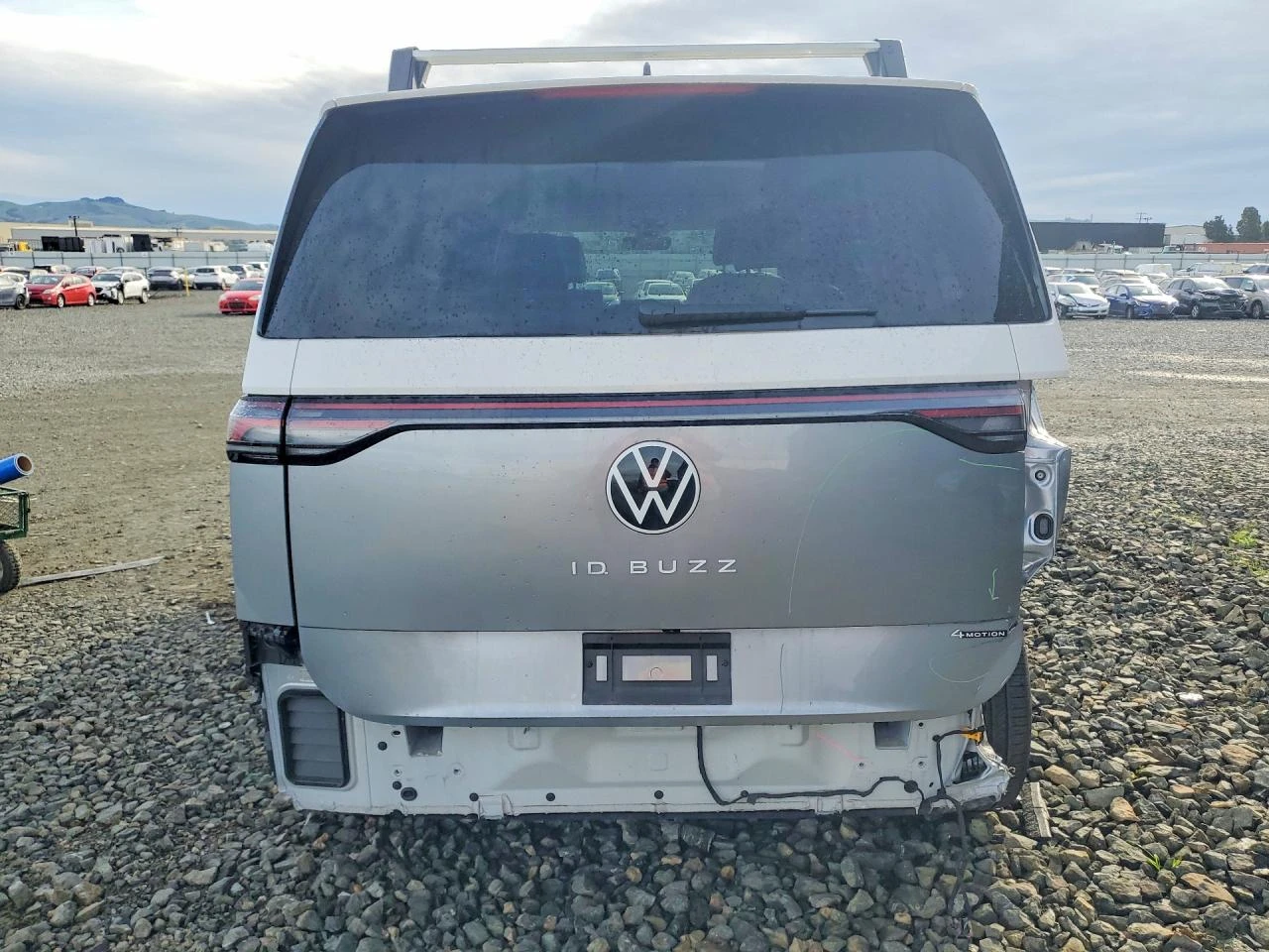 VW ID.Buzz Volkswagen First Edition, снимка 6 - Автомобили и джипове - 54026499