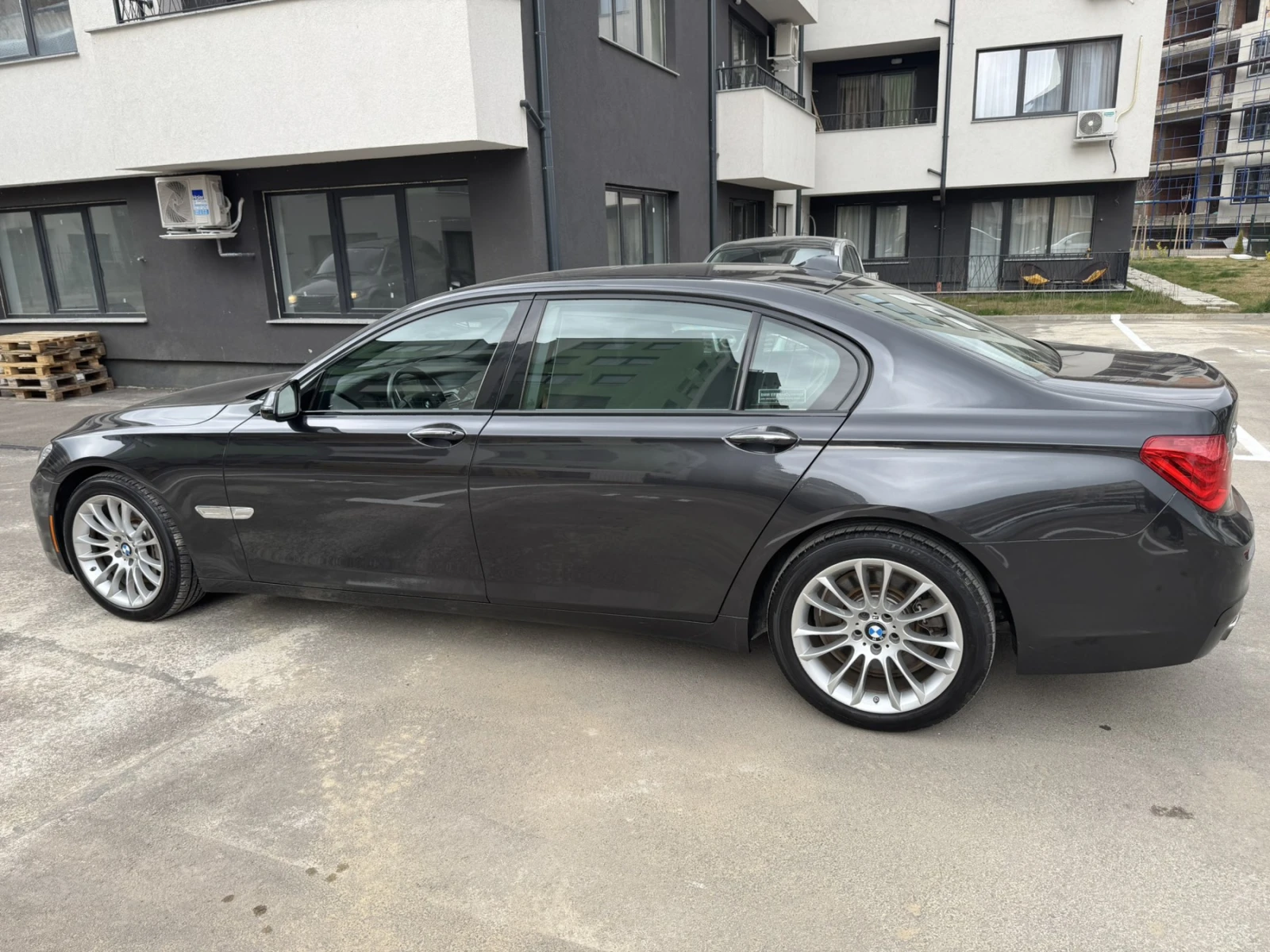 BMW 750 Li | Mobile.bg � ����������� 5