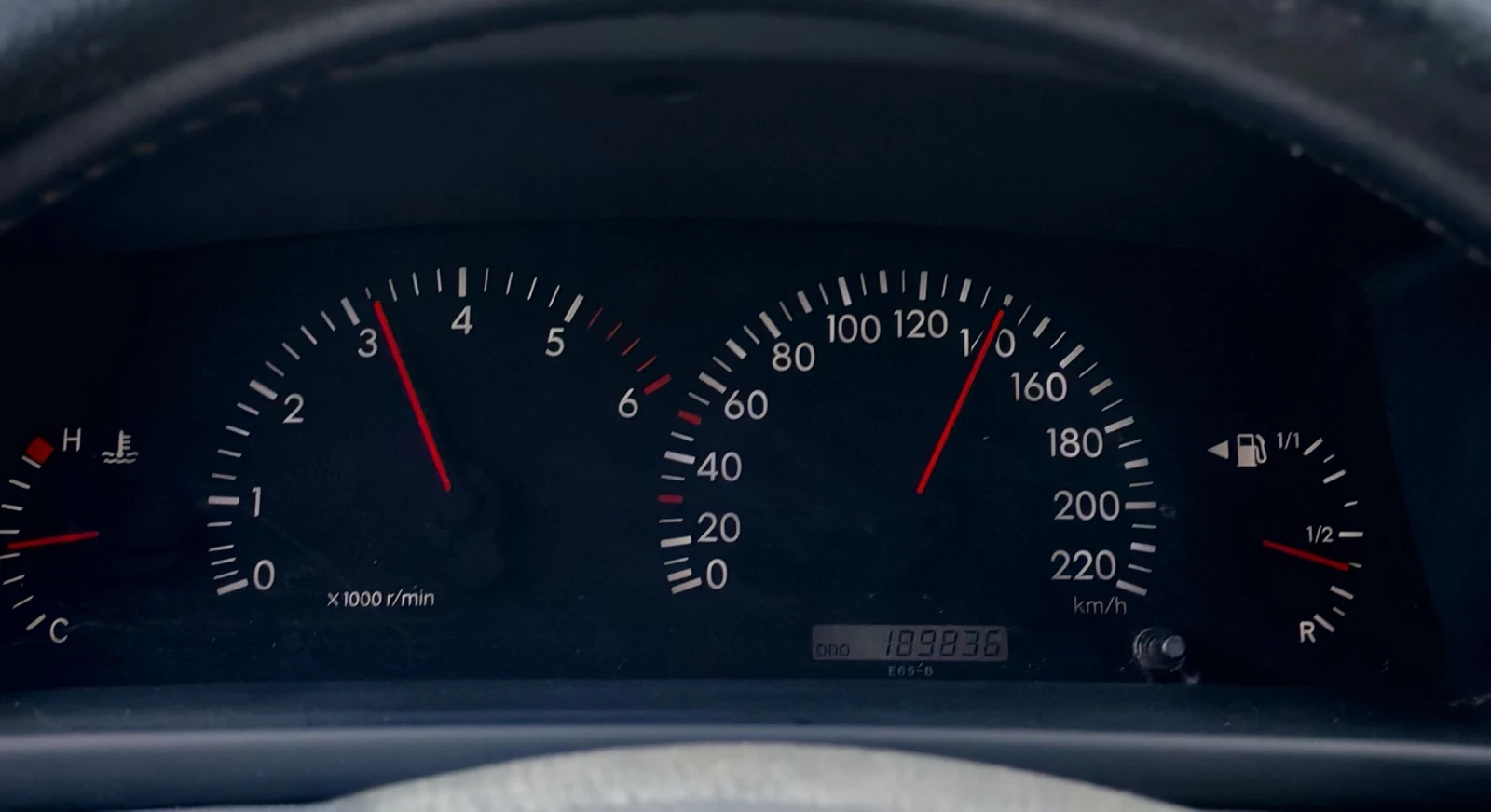 Toyota Corolla verso 2.0D4D(90)* КЛИМАТРОНИК* НОВ ВНОС* , снимка 16 - Автомобили и джипове - 54082900