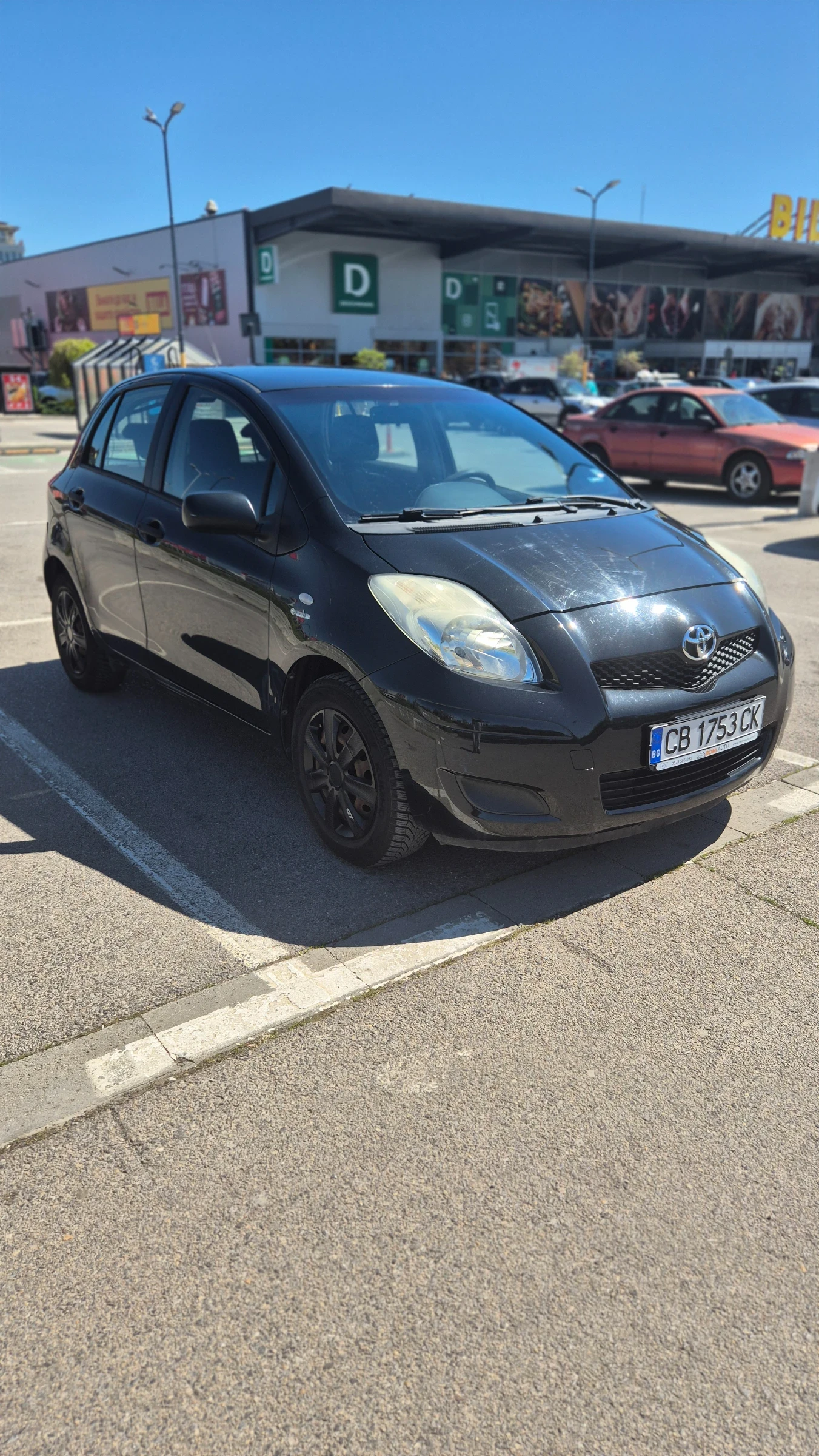 Toyota Yaris 1.0VVT-1, снимка 2 - Автомобили и джипове - 54318020