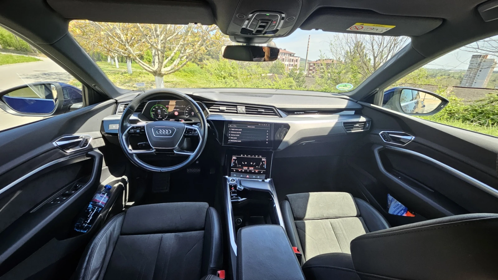 Audi E-Tron 55 | Гаранция | S - line | Голямата батерия, снимка 14 - Автомобили и джипове - 54370607