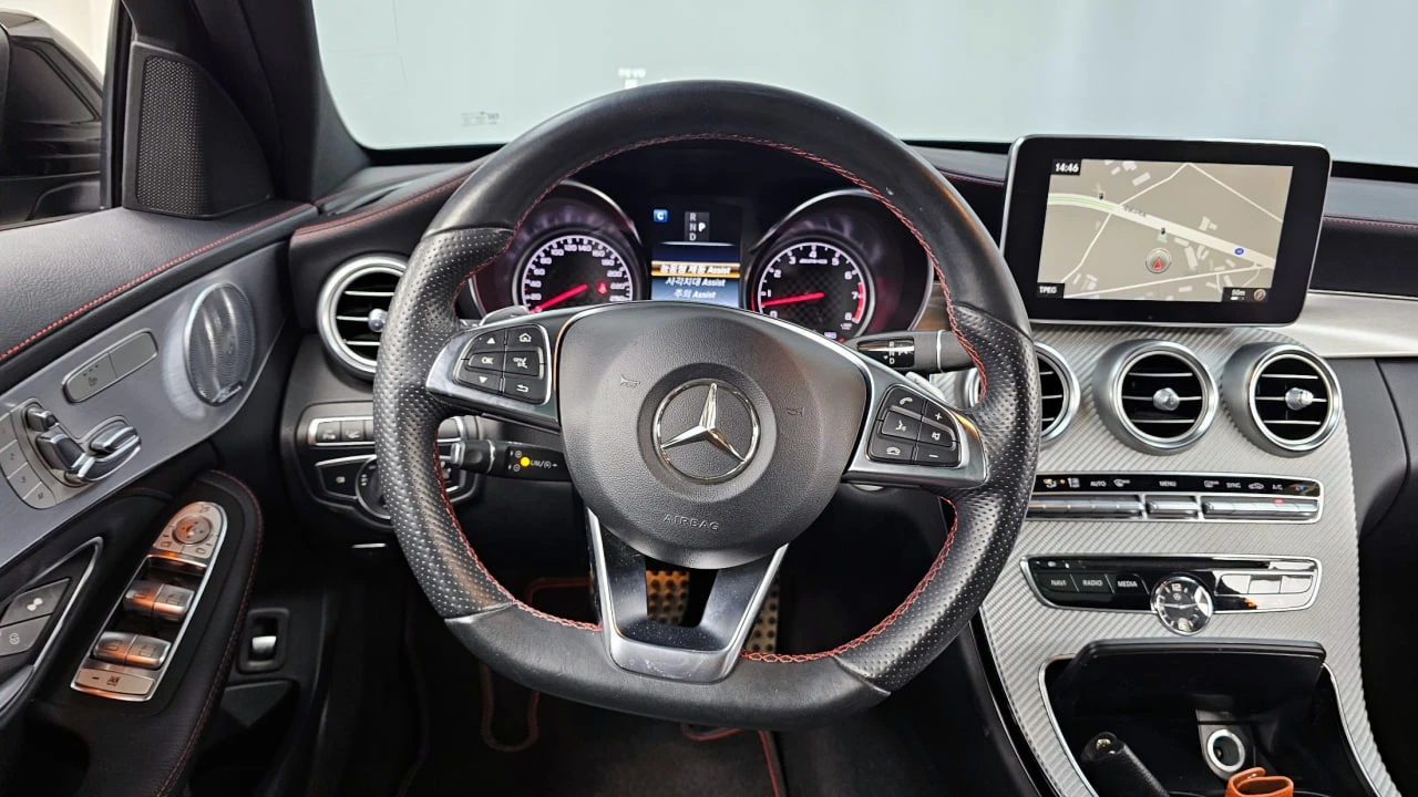 Mercedes-Benz C 43 AMG HUD| KEYLESS| КАМЕРА| ПОДГРЕВ, снимка 12 - Автомобили и джипове - 54701466