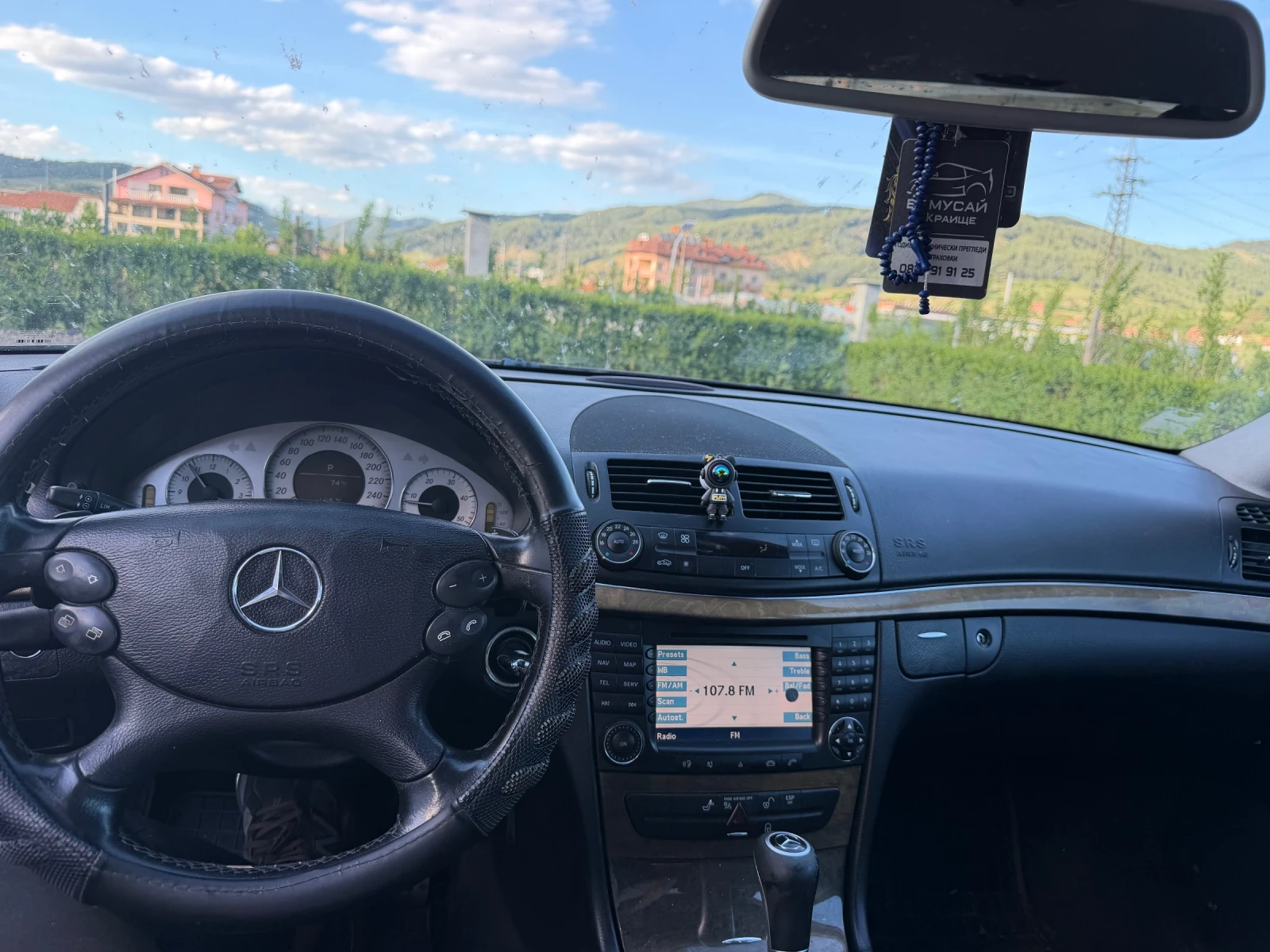 Mercedes-Benz E 320, снимка 8 - Автомобили и джипове - 54714501