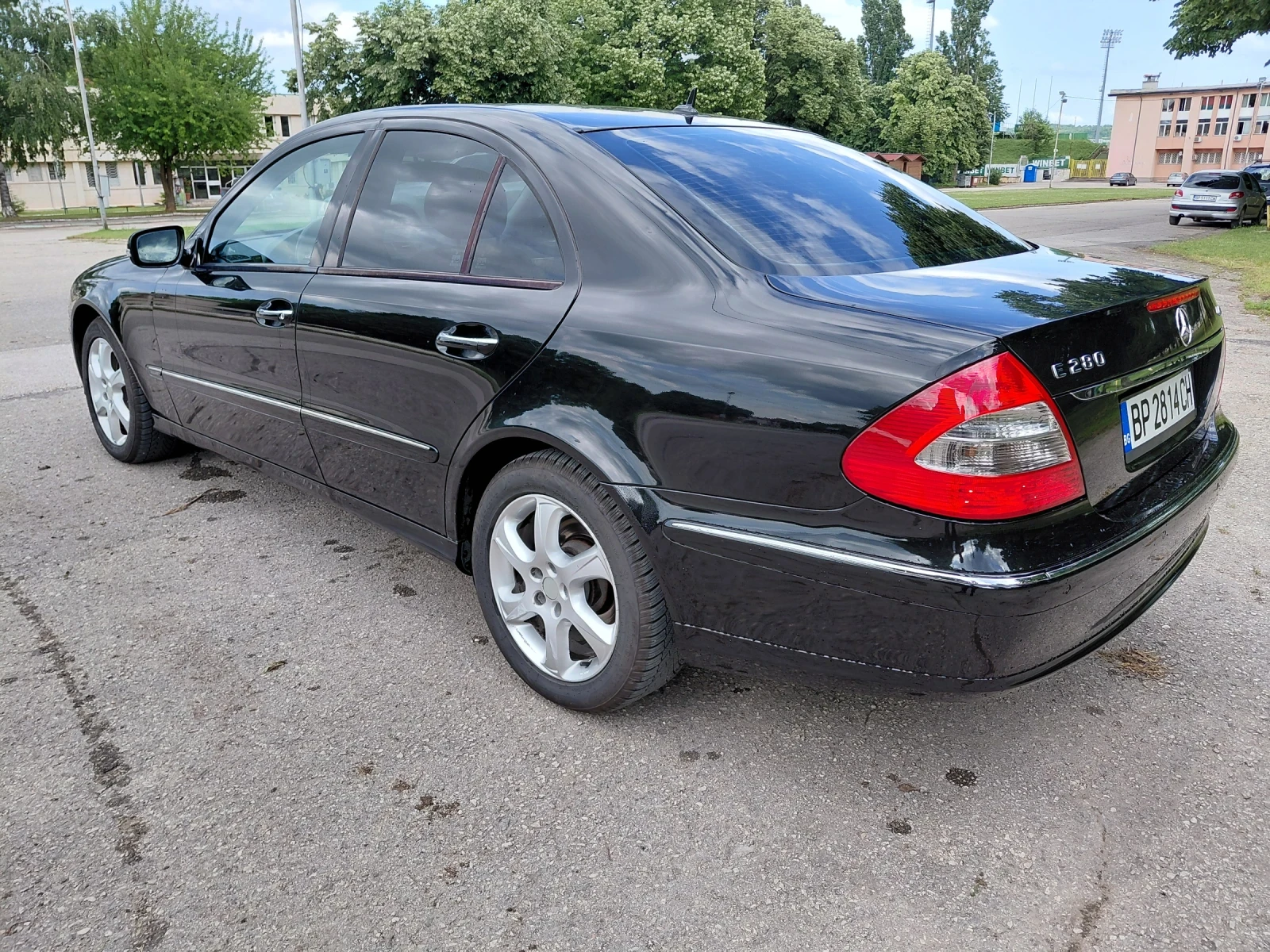 Mercedes-Benz E 280, снимка 2 - Автомобили и джипове - 54792300