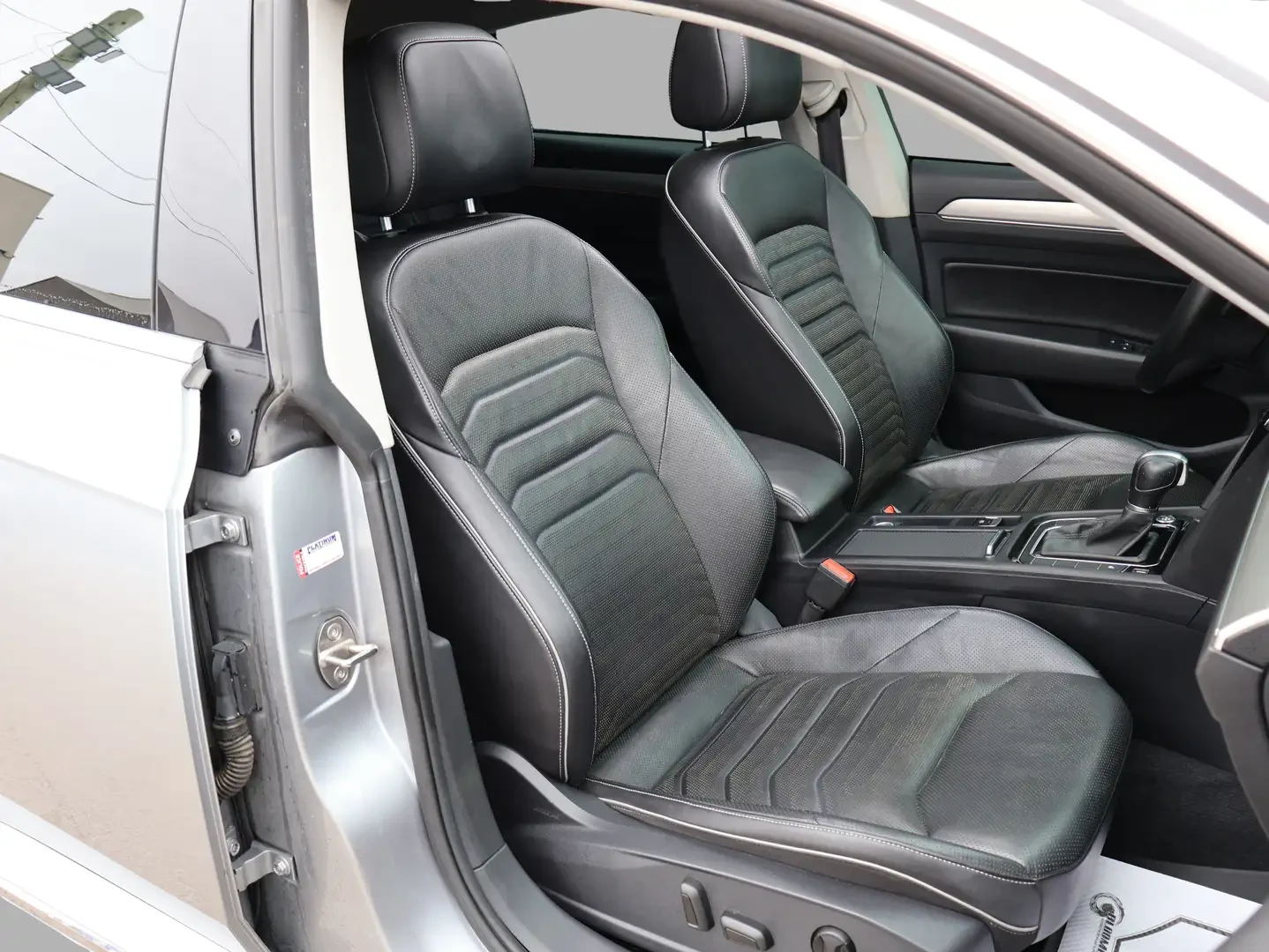 VW Arteon, снимка 17 - Автомобили и джипове - 54882941