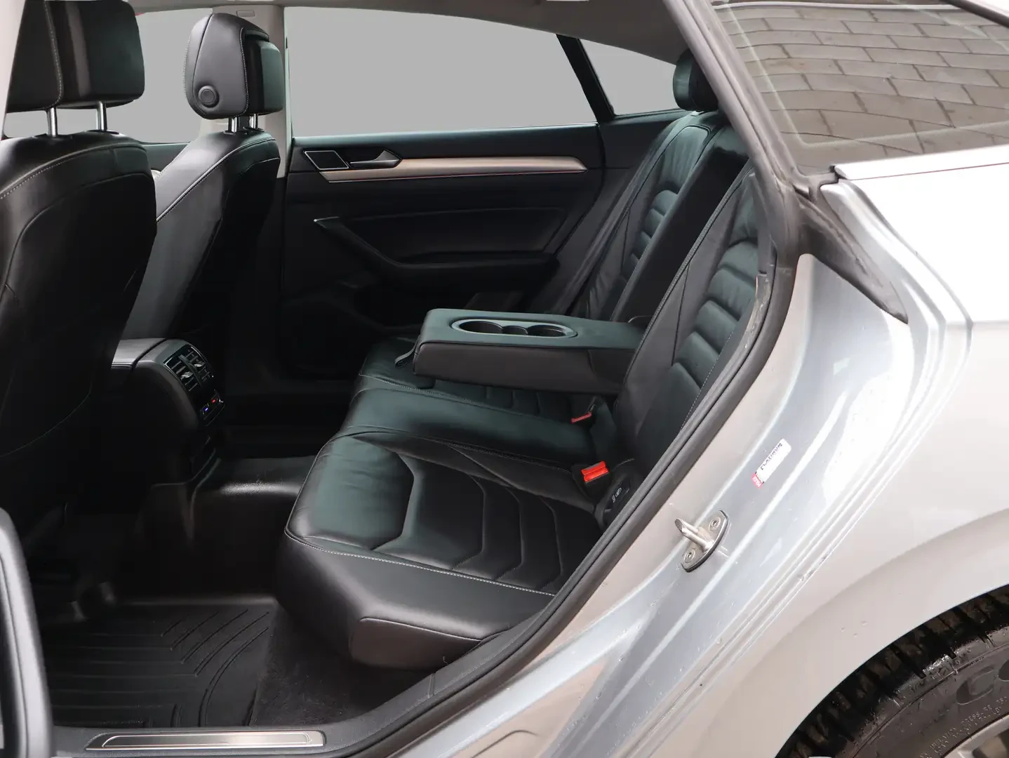 VW Arteon, снимка 14 - Автомобили и джипове - 54882941