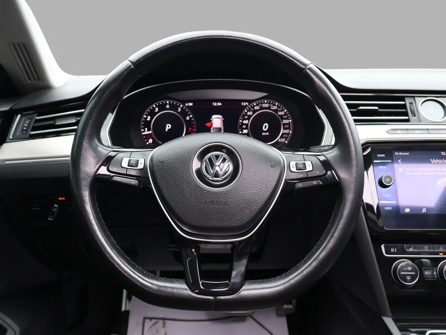 VW Arteon, снимка 9 - Автомобили и джипове - 54882941