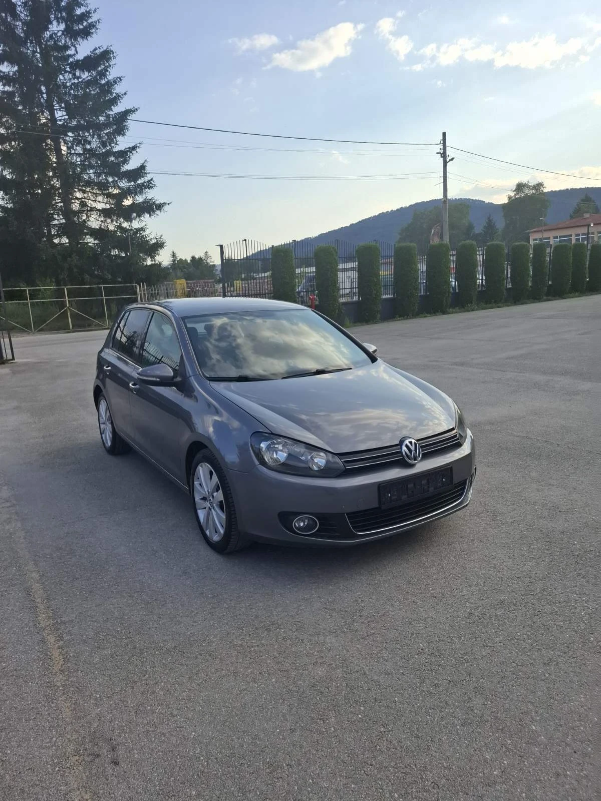 VW Golf 1.4TSI 122к.с АВТОМАТИК, снимка 2 - Автомобили и джипове - 55072196