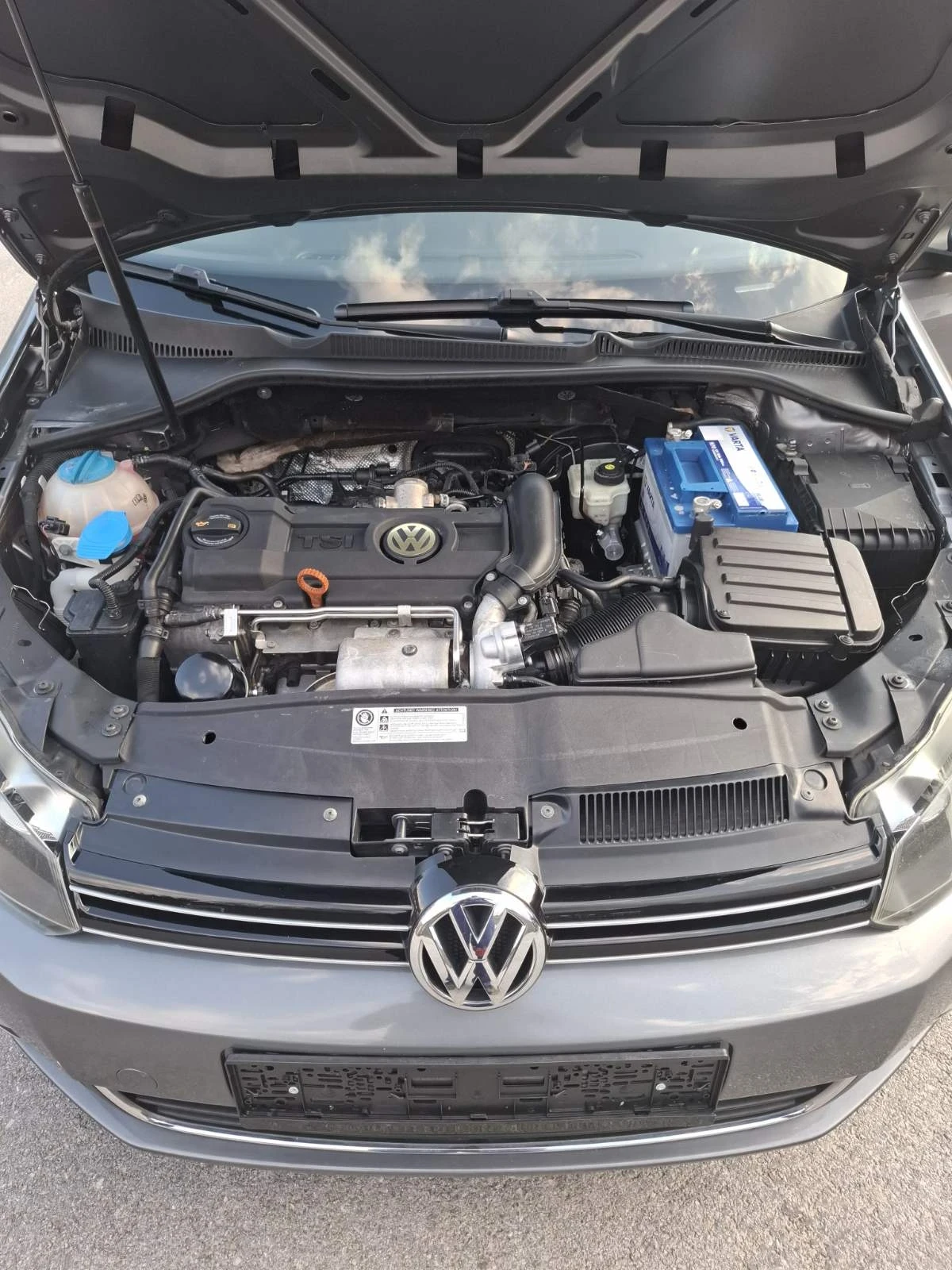VW Golf 1.4TSI 122к.с АВТОМАТИК, снимка 14 - Автомобили и джипове - 55072196