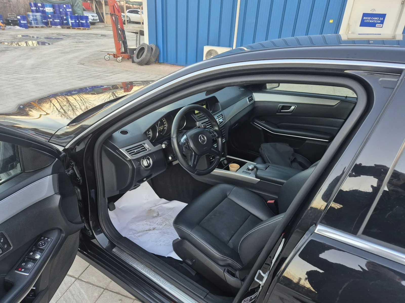 Mercedes-Benz E 220 2.2, снимка 12 - Автомобили и джипове - 55158101