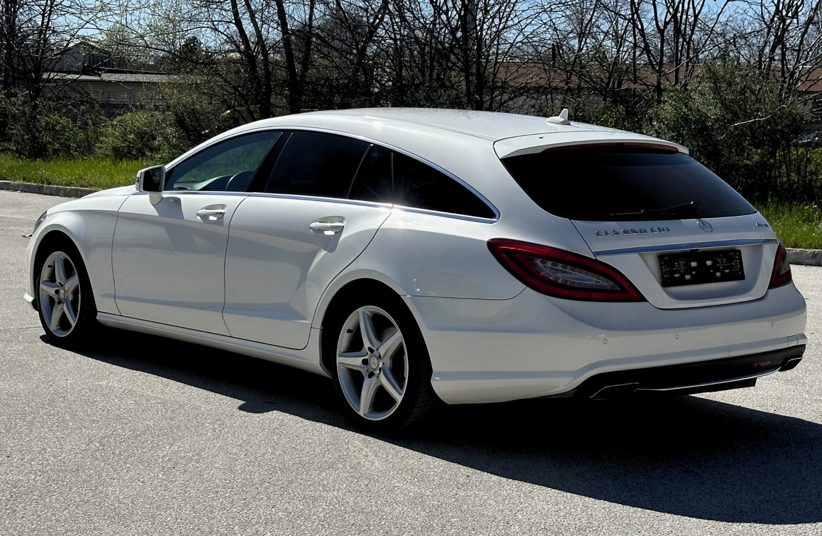 Mercedes-Benz CLS 350 Shooting Brake , AMG , 4matic, Швейцария, снимка 3 - Автомобили и джипове - 55557154