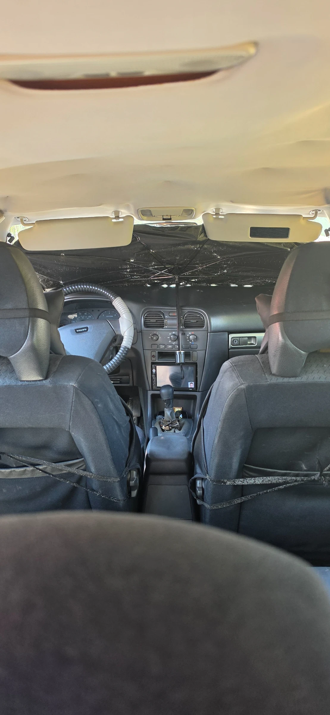 Volvo V40, снимка 6 - Автомобили и джипове - 55674421