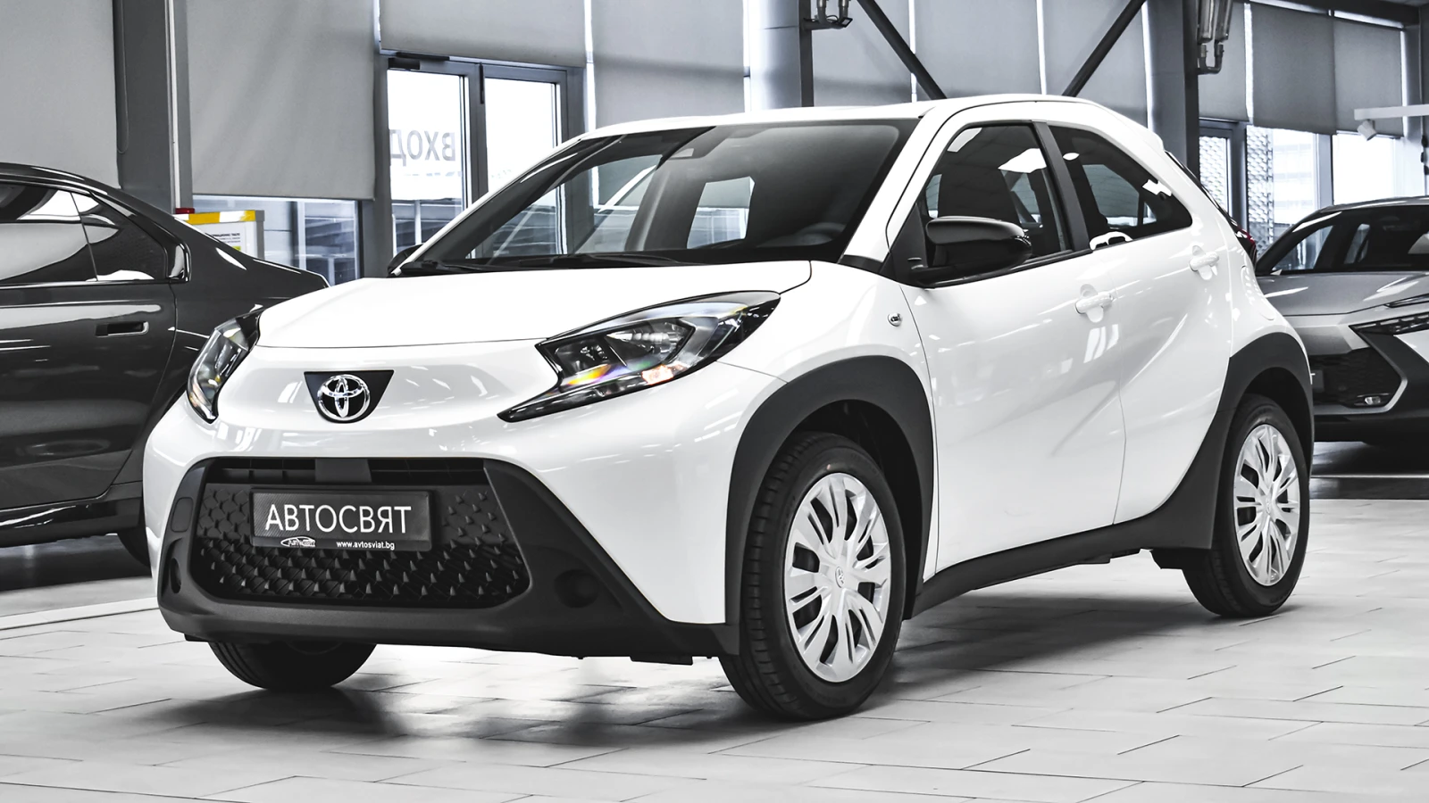 Toyota Aygo X PLAY 1.0 VVT-i, снимка 4 - Автомобили и джипове - 56102823