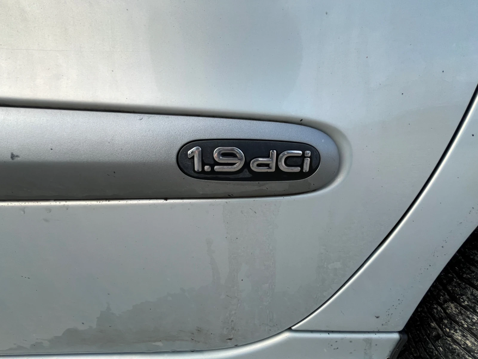 Renault Scenic Conquest, снимка 10 - Автомобили и джипове - 56680671