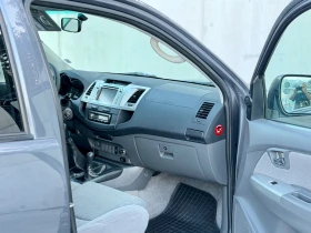Toyota Hilux 3.0D  171 к.с.  * Нов Внос* * Invicible* * Камера*, снимка 11