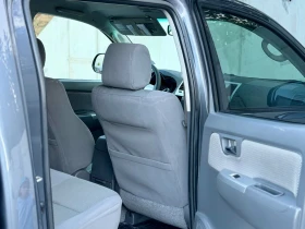 Toyota Hilux 3.0D  171 к.с.  * Нов Внос* * Invicible* * Камера*, снимка 12