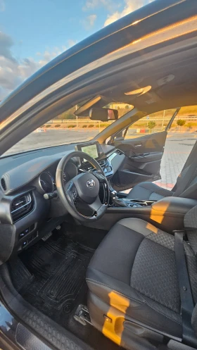 Toyota C-HR, снимка 12