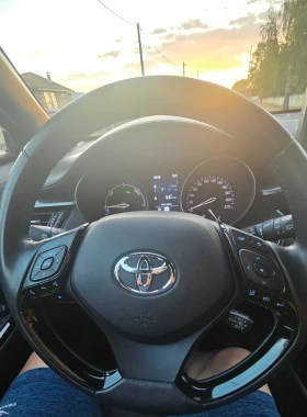 Toyota C-HR, снимка 8