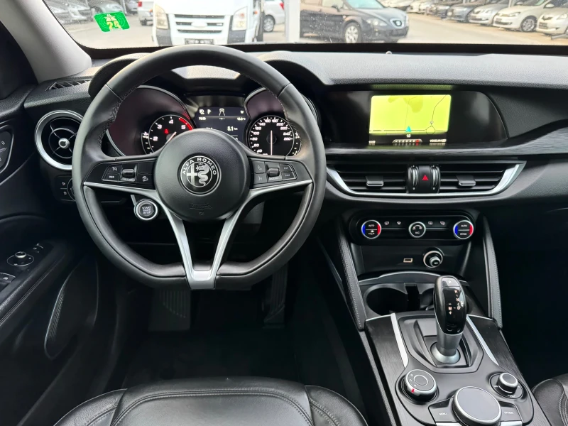 Alfa Romeo Stelvio 2.2JTDм ИТАЛИЯ, снимка 12 - Автомобили и джипове - 47815970