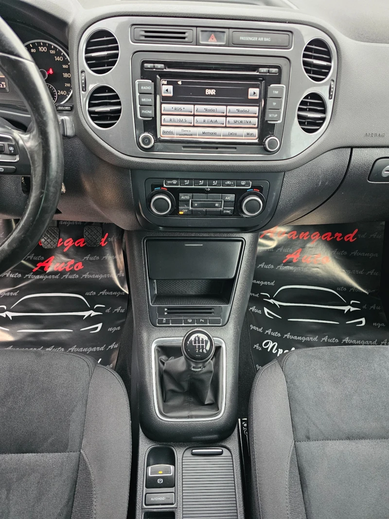 VW Tiguan 2.0TDI, 140к.с., 4х4 , снимка 11 - Автомобили и джипове - 47947644