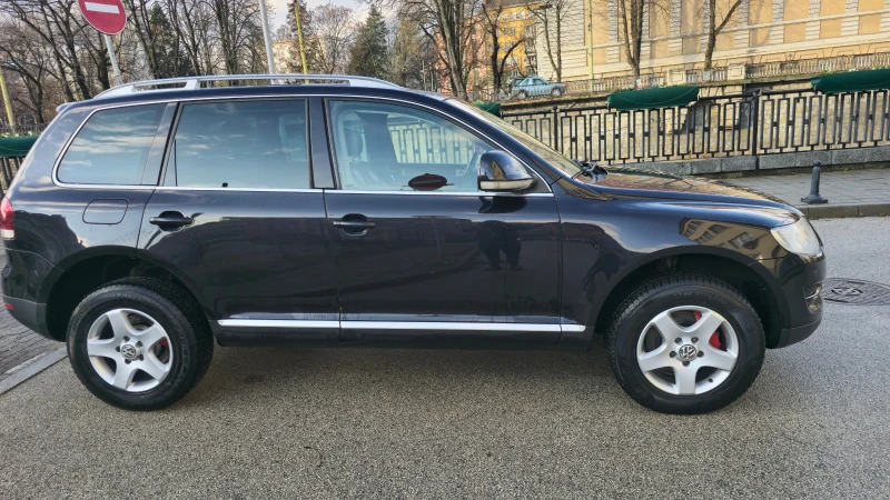 VW Touareg 3000 tdi , снимка 2 - Автомобили и джипове - 48878951