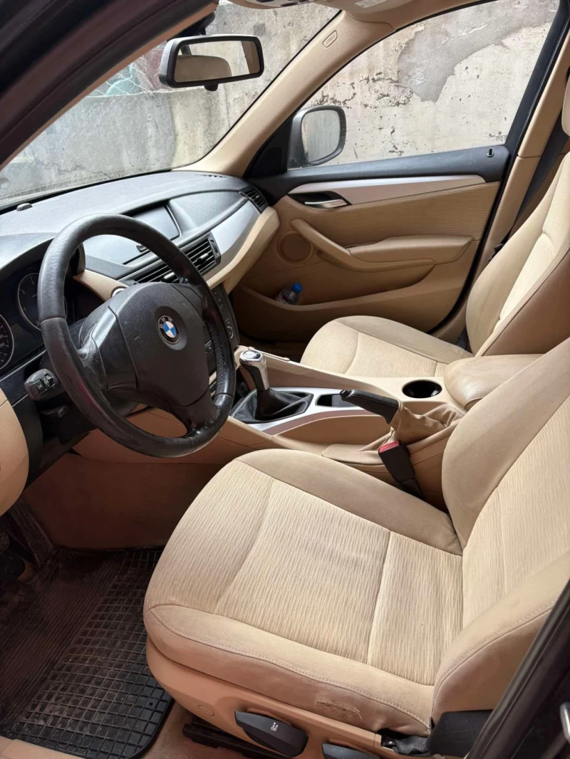 BMW X1, снимка 6 - Автомобили и джипове - 48939518