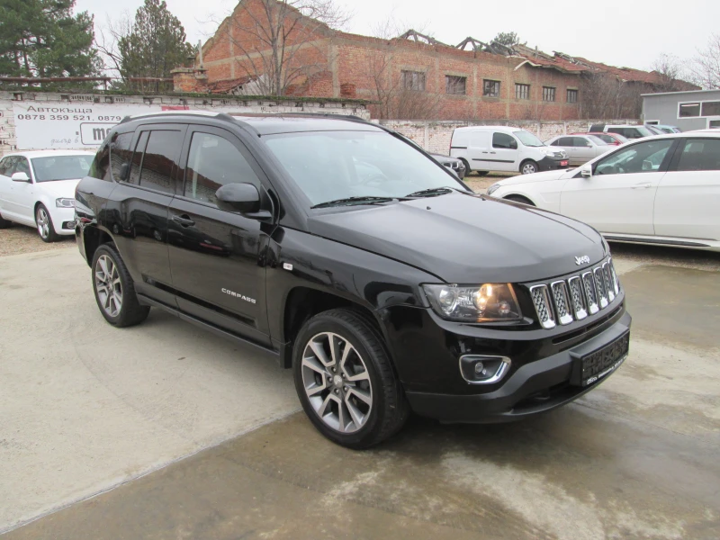 Jeep Compass 2.2CRDI* 4X4-FACELIFT-НАВИ-СЕРВИЗНА ИСТОРИЯ, снимка 2 - Автомобили и джипове - 53456463
