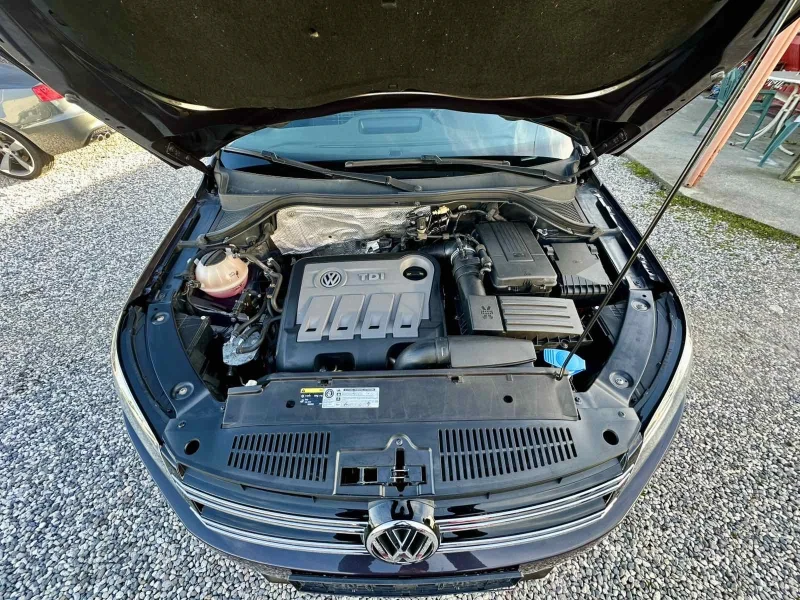 VW Tiguan 2.0TDI LOUNGE, снимка 14 - Автомобили и джипове - 53539408