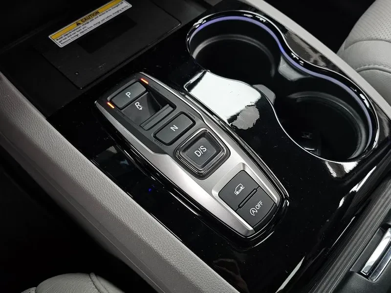 Honda Pilot Elite 3.5 Бензин, снимка 8 - Автомобили и джипове - 55585945