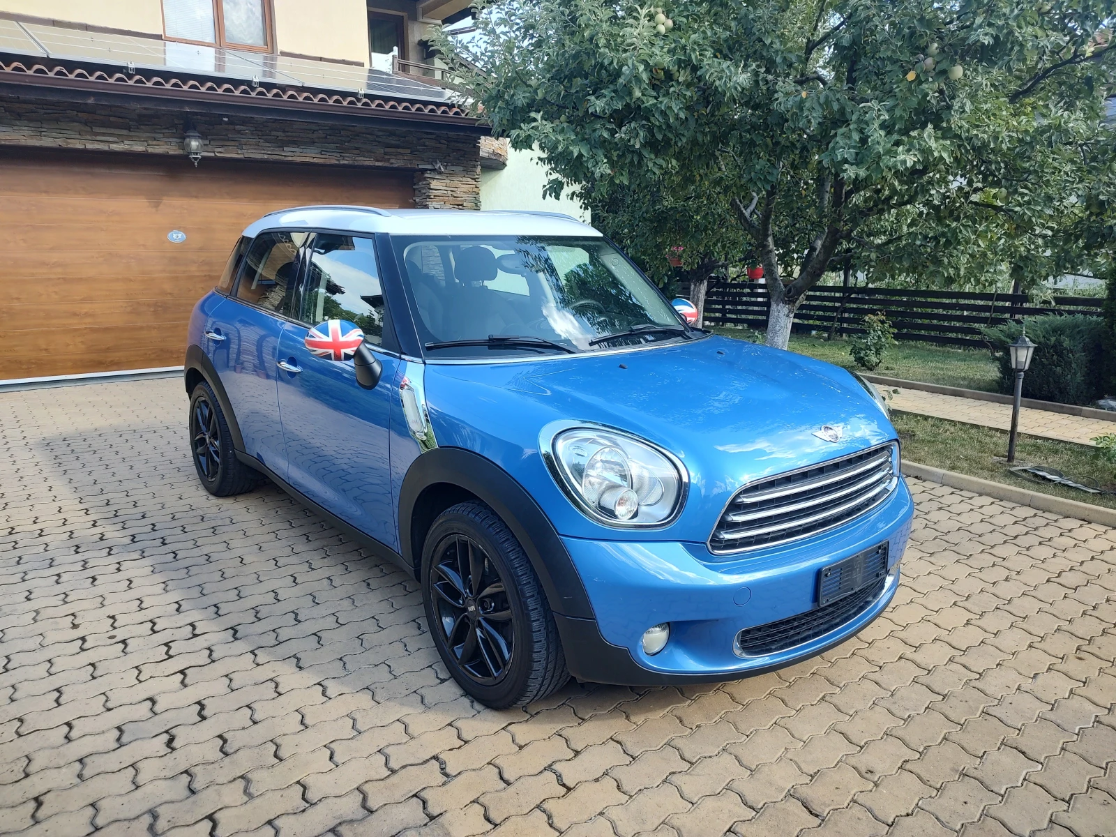 Mini Countryman 2.0 D-Автоматик - изображение 3