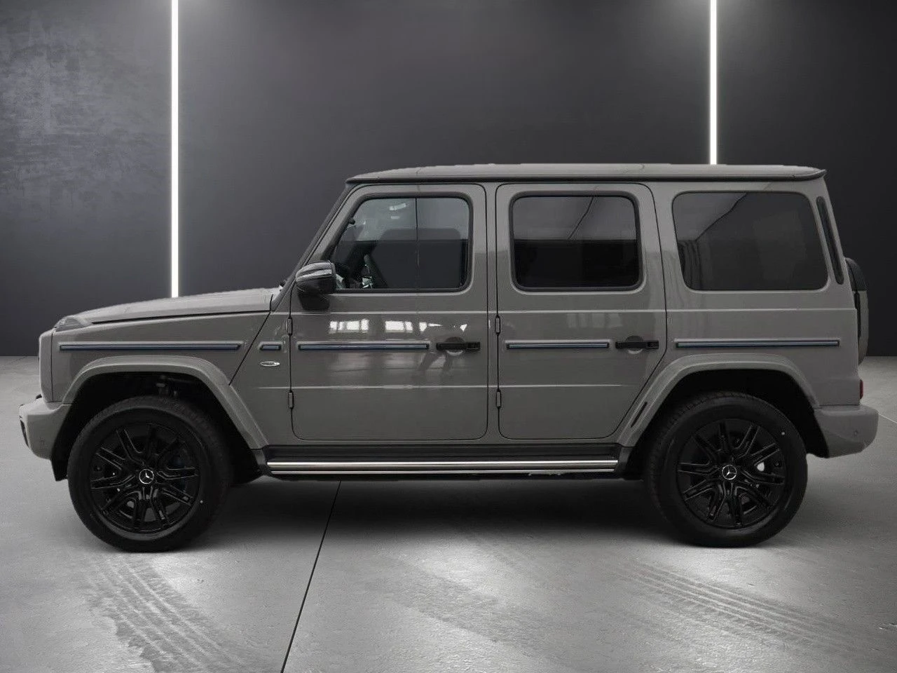 Mercedes-Benz G 580 EQ/EDITION 1/AMG/4M/NIGHT/BURM/CARBON/MANUFAKTUR/ - изображение 3