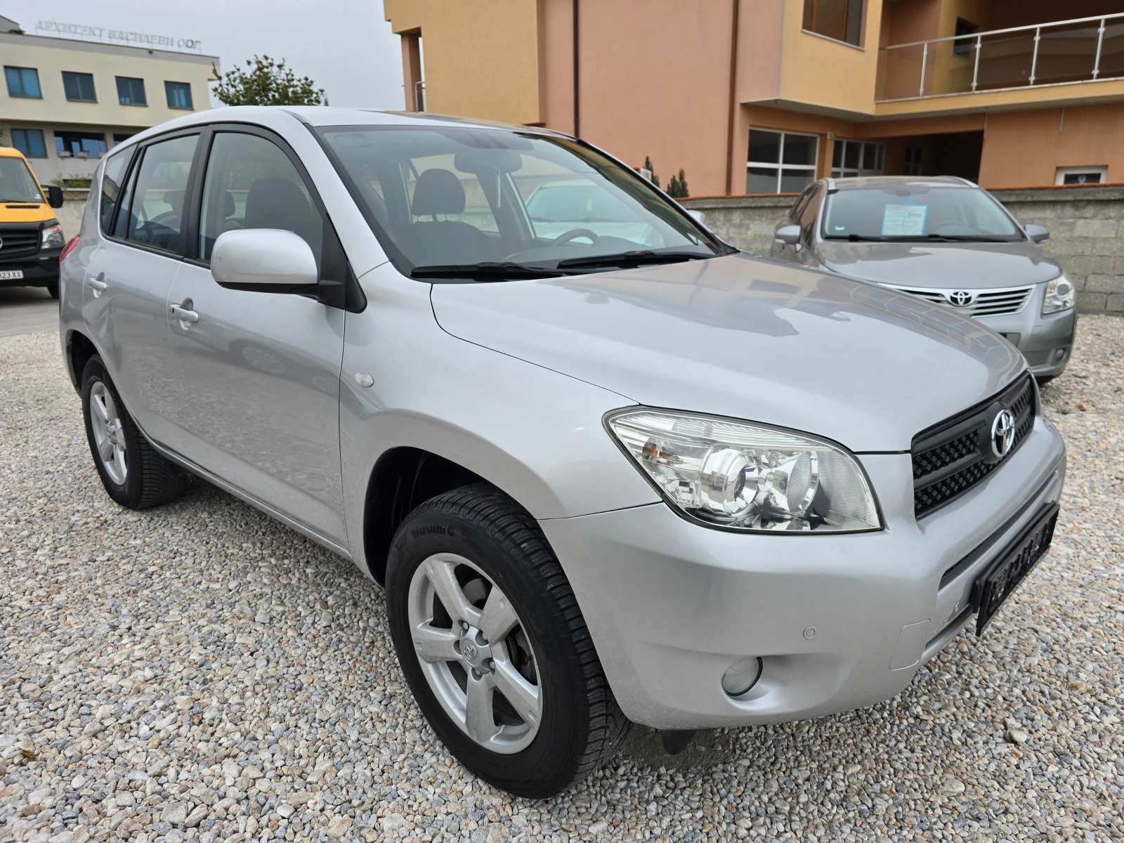 Toyota Rav4 2.0VVTI EXECUTIVE - изображение 5