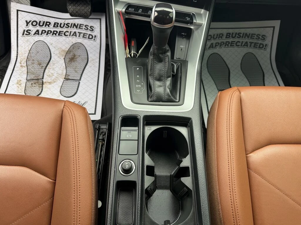 Audi Q3 АвтоКредит* (ЦЕНА ДО БГ), снимка 14 - Автомобили и джипове - 54217347