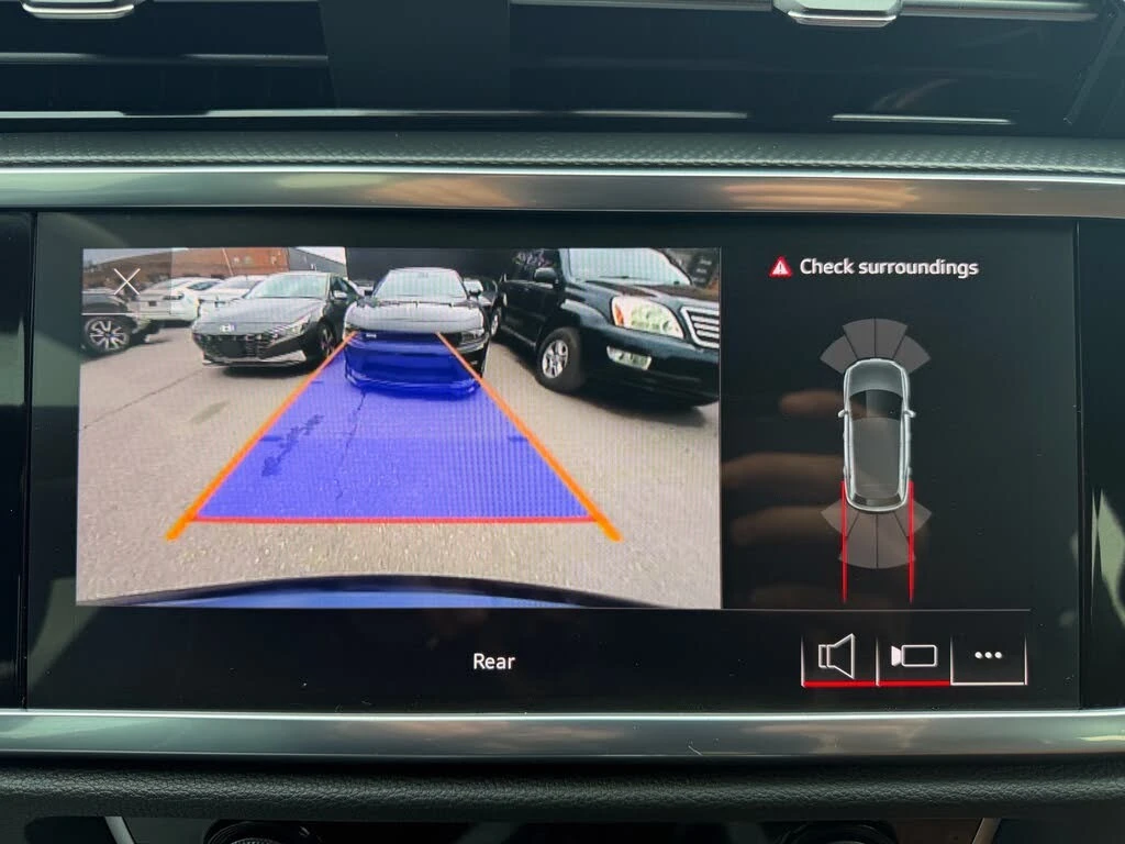 Audi Q3 АвтоКредит* (ЦЕНА ДО БГ), снимка 13 - Автомобили и джипове - 54217347