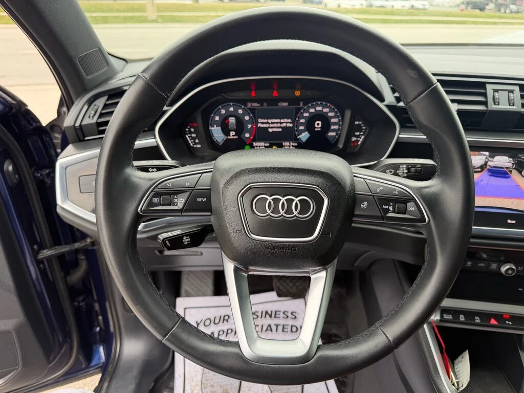 Audi Q3 АвтоКредит* (ЦЕНА ДО БГ), снимка 10 - Автомобили и джипове - 54217347
