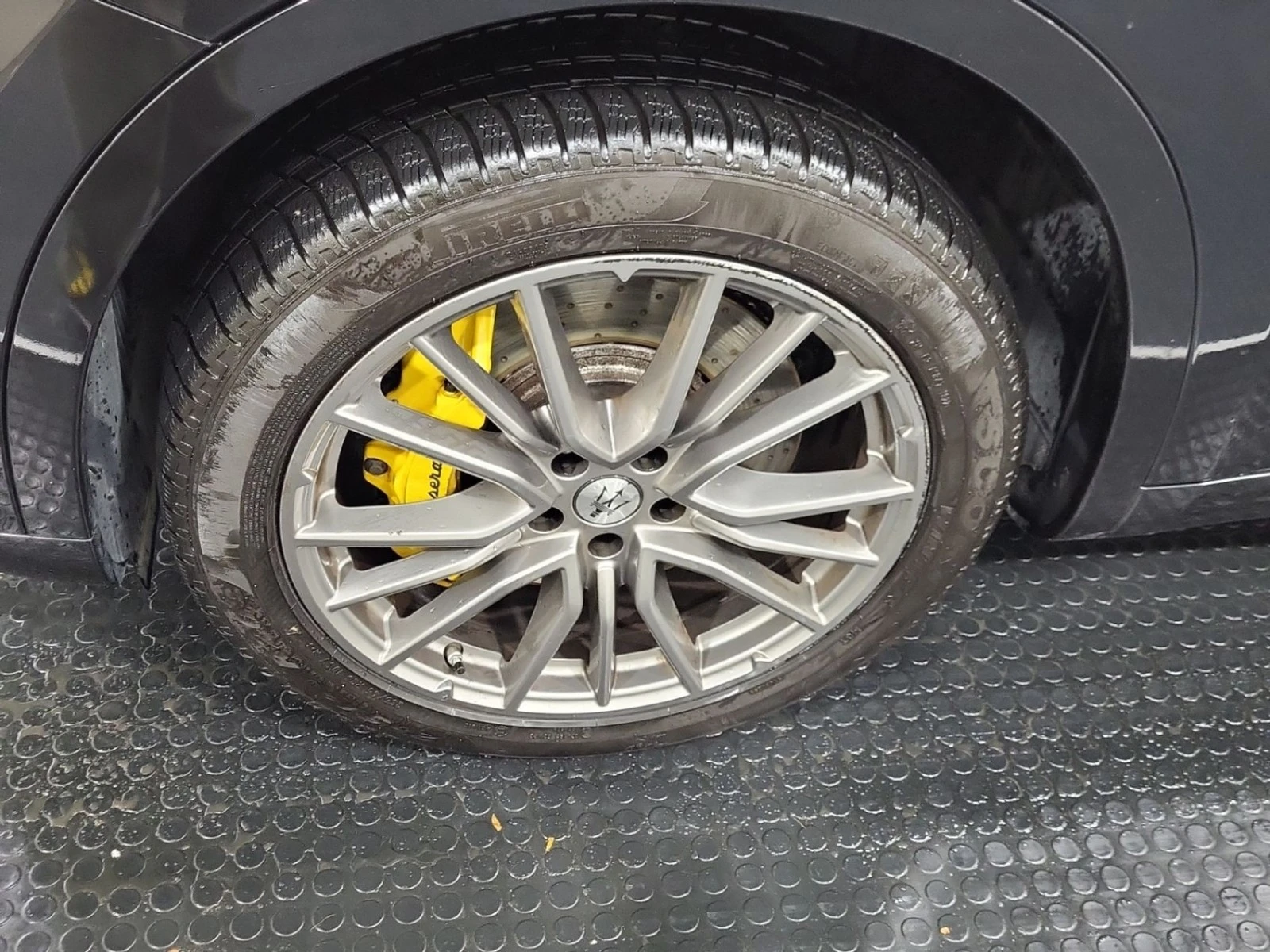 Maserati Levante S GRANLUSSO/Следене на ленти/Кейлес, снимка 7 - Автомобили и джипове - 54228666