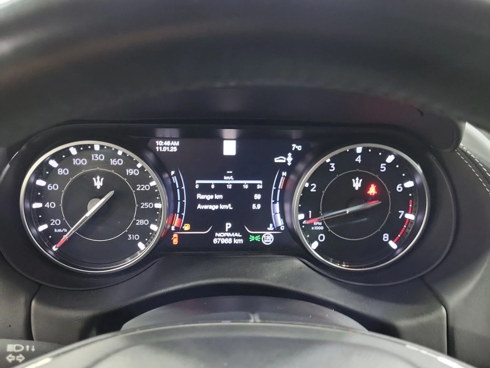 Maserati Levante S GRANLUSSO/Следене на ленти/Кейлес, снимка 11 - Автомобили и джипове - 54228666