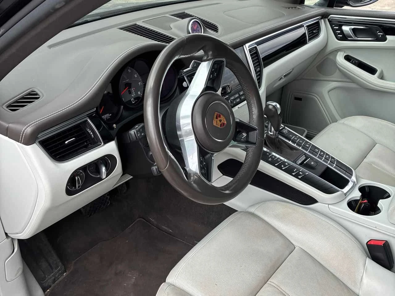 Porsche Macan * S * DISTRONIC* ОБДУХВАНЕ* ПАНОРАМА* BOSE* , снимка 5 - Автомобили и джипове - 54653200