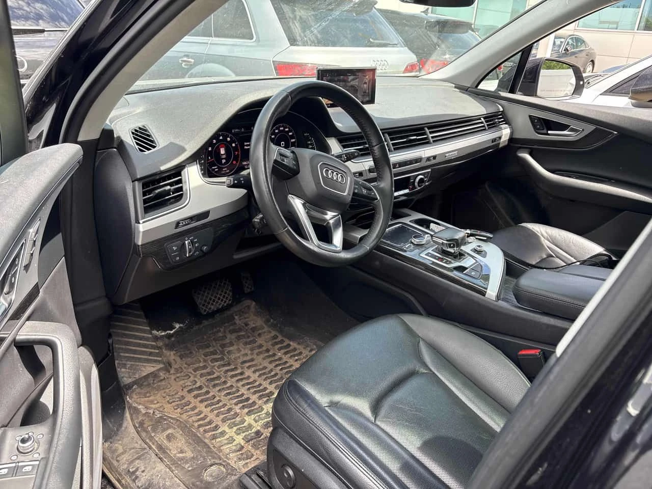 Audi Q7 | Progressiv | 360 | ОБДУХВАНЕ | CARFAX | ПАНОРАМА, снимка 5 - Автомобили и джипове - 54655848
