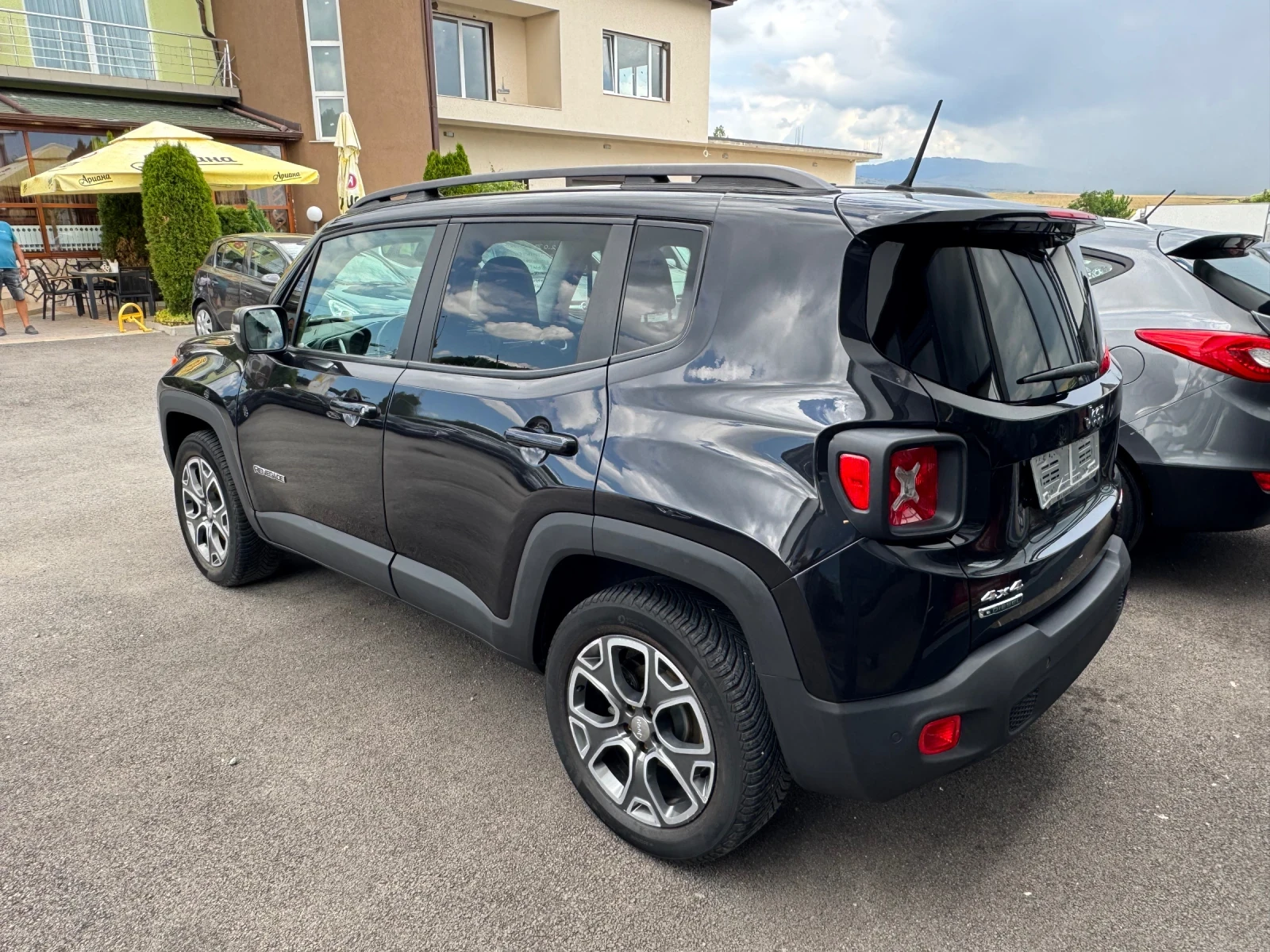 Jeep Renegade 2.0d exclusive-EURO 6, снимка 4 - Автомобили и джипове - 55030369