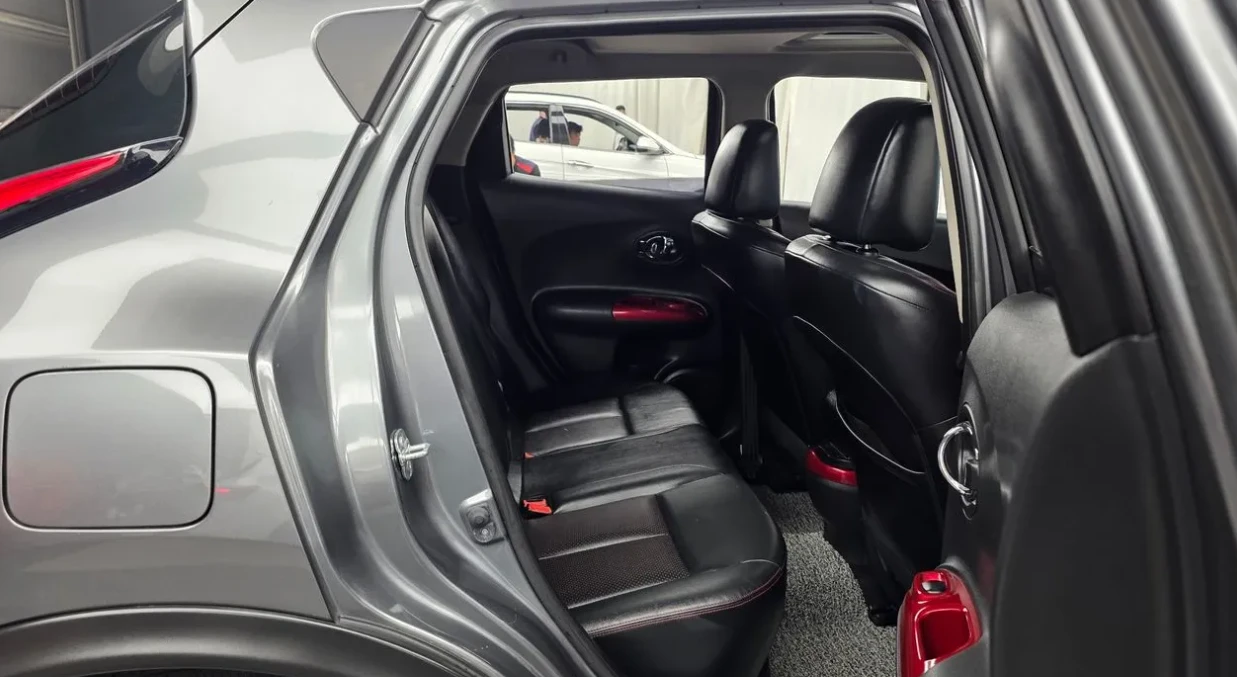 Nissan Juke 1.6 Бензин SV F15, снимка 11 - Автомобили и джипове - 55102250